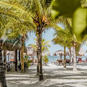 Zomay Beachfront Hotel