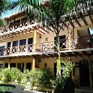 La Constanza De Rulo Isla Holbox