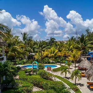 Puerto Front Hotel